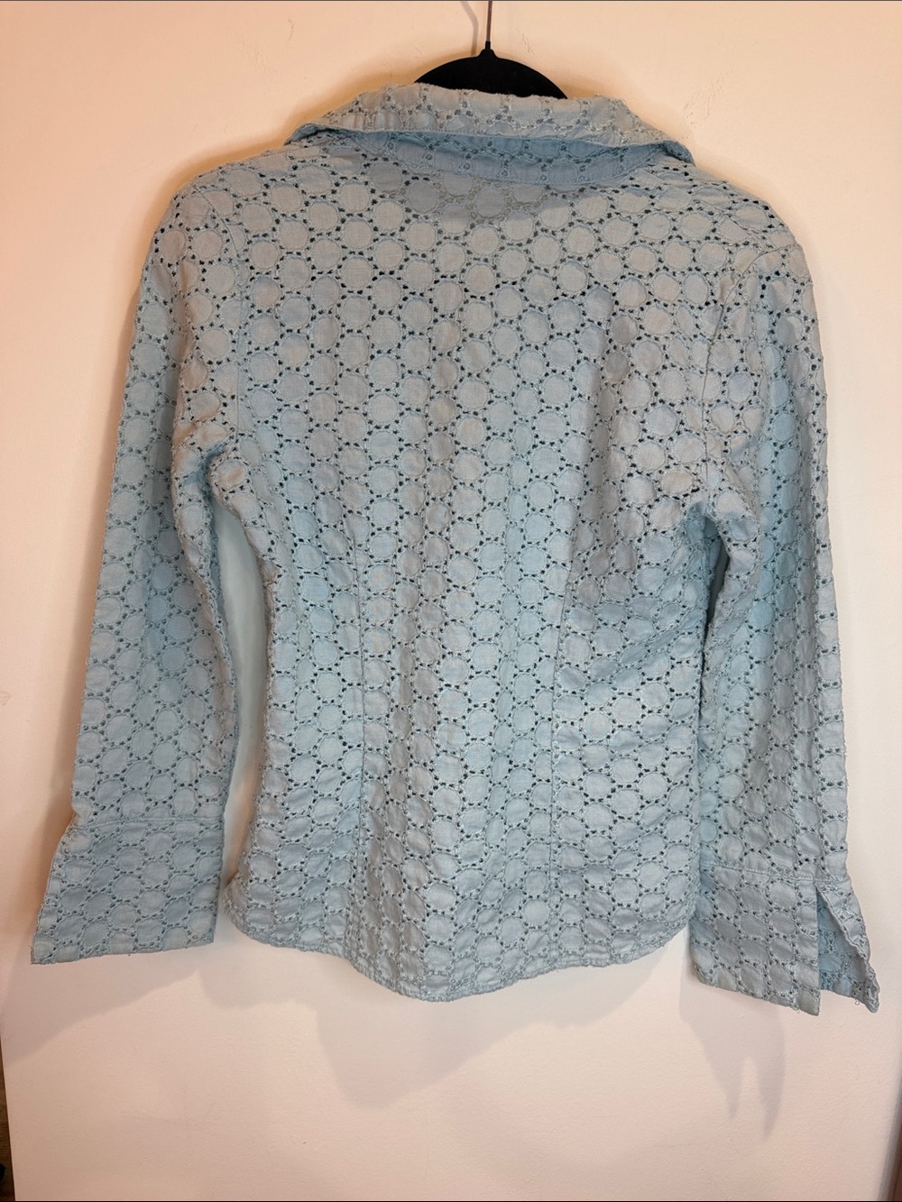 100% Linen Light Blue Eyelet Collared Long-Sleeve Top, S - Picture 5 of 7